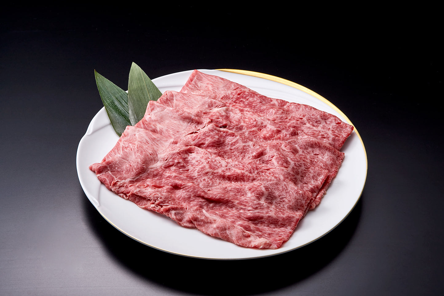 石川県産 能登牛プレミアム 肩(ウデ)すき焼き•しゃぶしゃぶ用500g